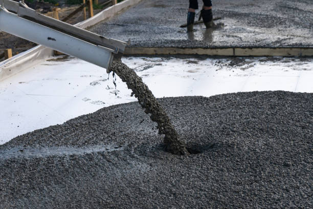 Best Concrete Flooring Contractor  in Chatmoss, VA